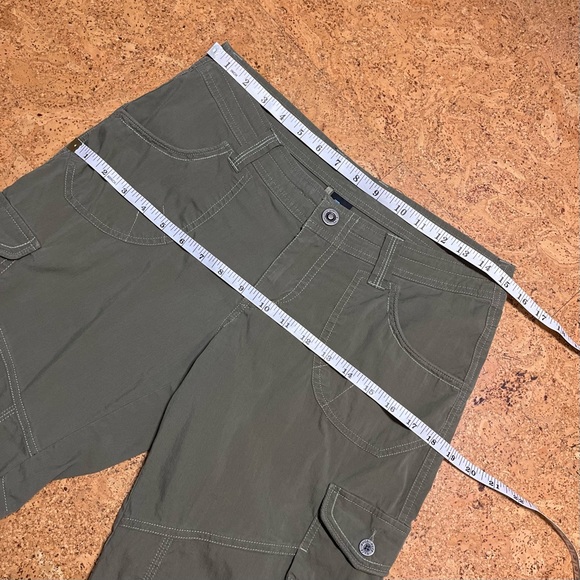 Kühl Kontra Roll Up Sage Cargo Convertible Capri Pants / Bermuda Shorts Sz 6 - Picture 12 of 16